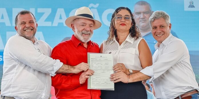 governo-assina-acordo-para-acelerar-regularizacao-fundiaria
