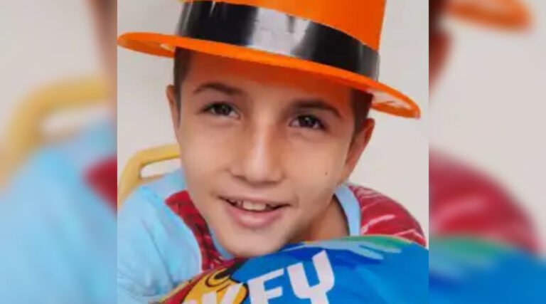 Em Cruzeiro do Sul, família de menino com epilepsia rara faz campanha para cirurgia de alto custo