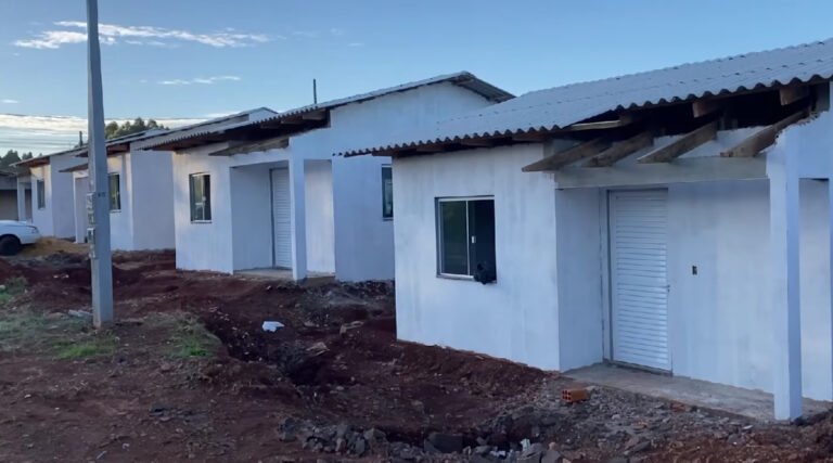Construção de 100 casas populares em Cruzeiro do Sul segue travada por impasse com a Caixa Econômica