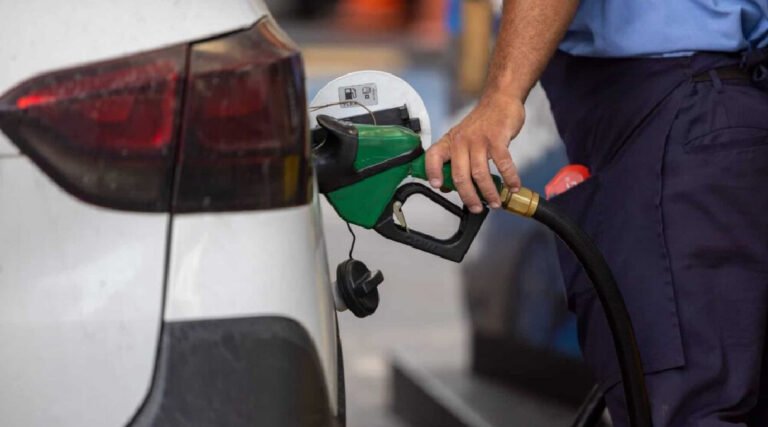 Redução da gasolina anunciada pela Petrobras deve ser de apenas R$ 0,05 no Acre, diz sindicato