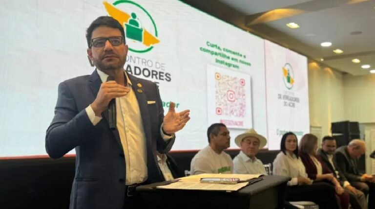 “BR-364 pode fechar se nada for feito”, diz Gladson ao criticar lentidão do governo Lula
