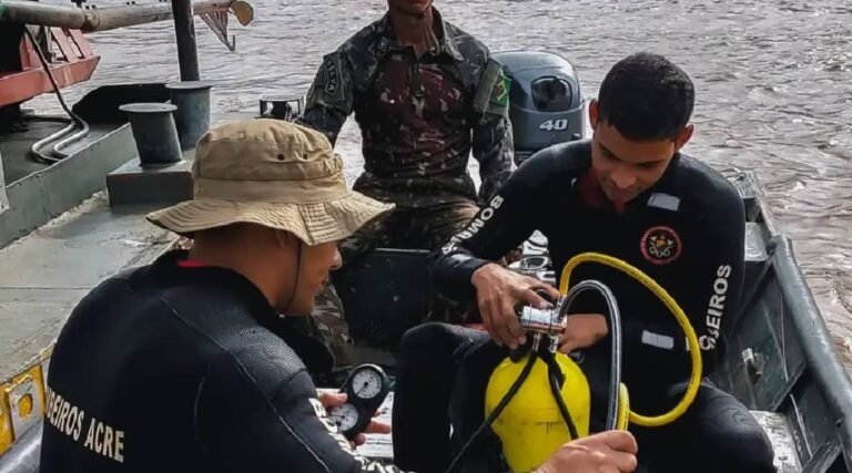 Bombeiros entram no terceiro dia de buscas por homem desaparecido no Rio Juruá, em Marechal Thaumaturgo