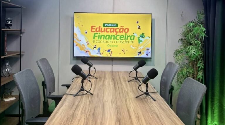 Podcast exclusivo do Sicredi fala sobre consumo consciente e planejamento financeiro