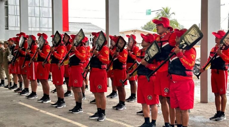 Vale do Juruá ganha reforço: Corpo de Bombeiros forma 26 novos operadores de embarcação em Cruzeiro do Sul