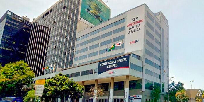 predio-da-oab,-no-rio,-e-liberado-apos-denuncia-de-atentado predio-da-oab,-no-rio,-e-liberado-apos-denuncia-de-atentado