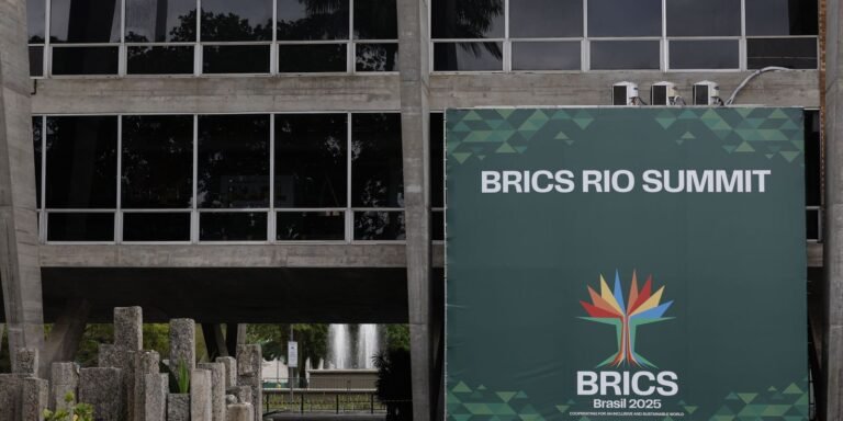 sancoes-unilaterais-prejudicam-direitos-humanos,-dizem-brics