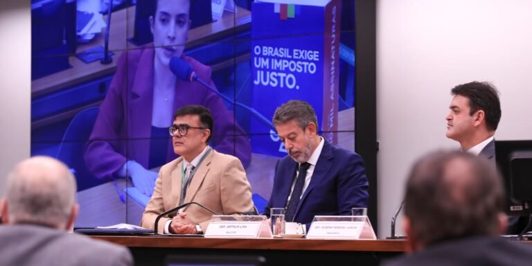 comissao-da-camara-aprova-isencao-do-ir-para-quem-ganha-ate-r$-5-mil