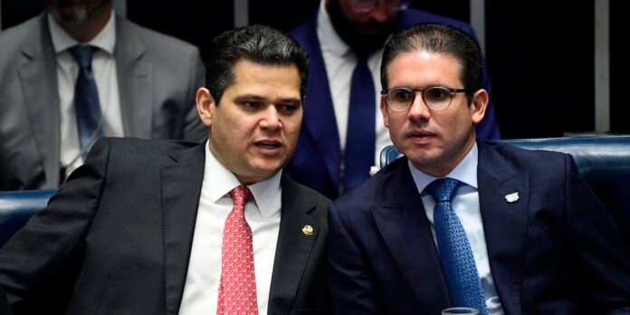 chefes-do-senado-e-da-camara-falam-em-uniao-contra-“agressao”-dos-eua