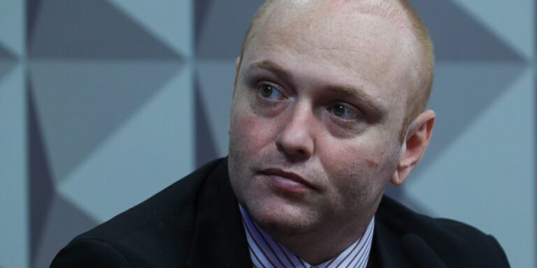 moraes-mantem-prisao-de-delgatti,-condenado-por-invasao-ao-cnj