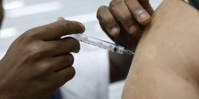 casos-de-sindrome-respiratoria-aguda-grave-caem-no-pais,-diz-fiocruz casos-de-sindrome-respiratoria-aguda-grave-caem-no-pais,-diz-fiocruz