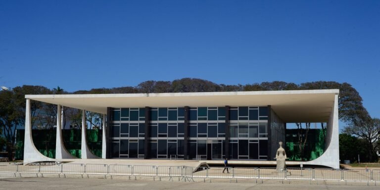 plano-de-golpe-era-cenario-de-inteligencia-militar,-diz-reu-ao-stf