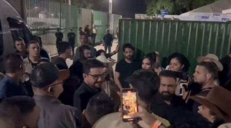 Matheus & Kauan barra imprensa e não concedem entrevista antes de show na Expoacre