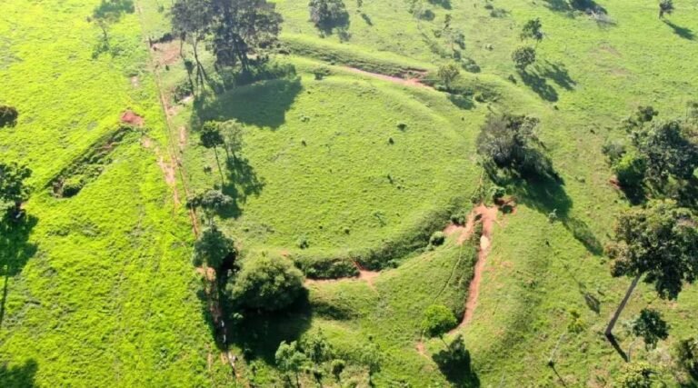 Geoglifos do Acre são destaque em simpósio internacional de arqueologia