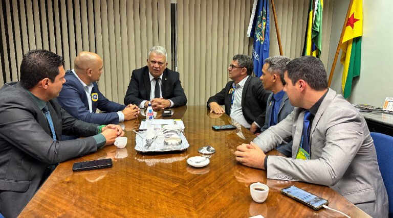 Petecão anuncia R$ 400 mil para reforçar atendimento à saúde em Capixaba