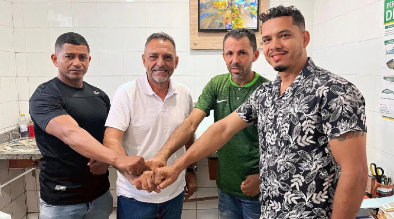 Deputado Zezinho Barbary reafirma compromisso com trabalhadores do setor de pescado em Cruzeiro do Sul