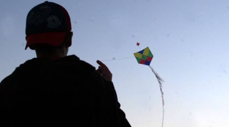 Motoboys fazem ato em Rio Branco pedindo proibição da prática de soltar pipas no Acre