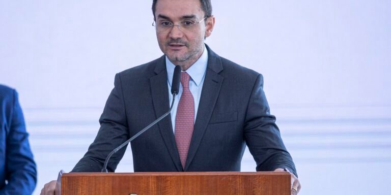 ministro-do-turismo-garante-hospedagem-acessivel-para-cop30-em-belem