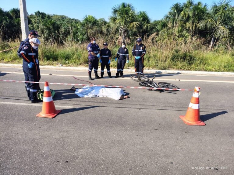 Jovem morre após ser atropelado enquanto andava de bicicleta na AC-405, em Cruzeiro do Sul