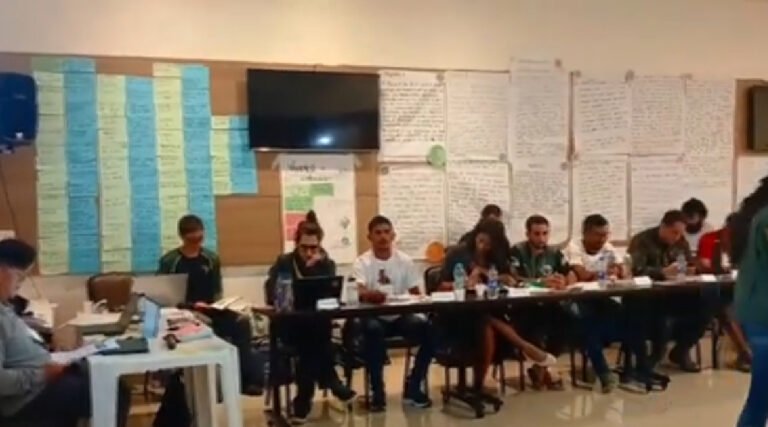 Instituto Chico Mendes reúne extrativistas e indígenas do Alto Juruá para construir plano de manejo ambiental