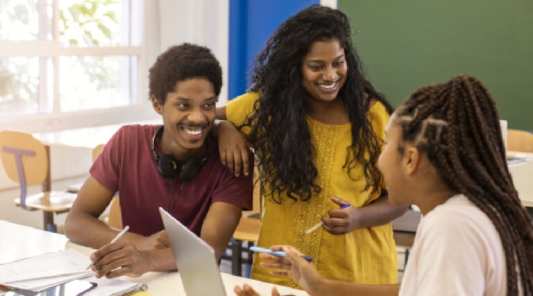 Competição nacional estimula jovens a empreenderem e criarem soluções tecnológicas