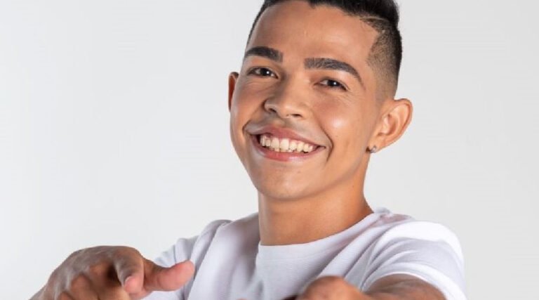 Viny Cantor se apresenta dia 13 no V Festival do Coco em Mâncio Lima