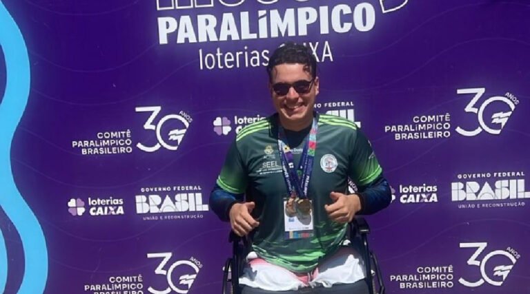 Atleta paralímpico acreano Luan Pereira, medalhista nacional, luta para conquistar cadeira de rodas adaptada