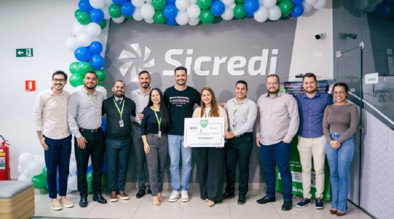 No Acre associada do Sicredi é contemplada com R$ 100 mil em sorteio de seguro de vida