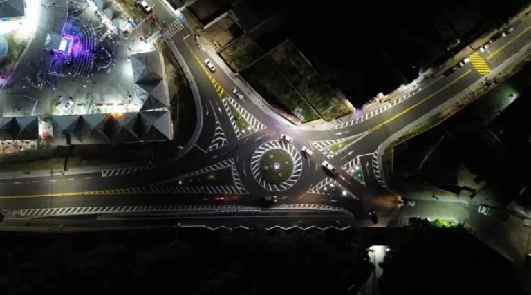 Nova rotatória é inaugurada em Cruzeiro do Sul durante abertura do Festival da Farinha