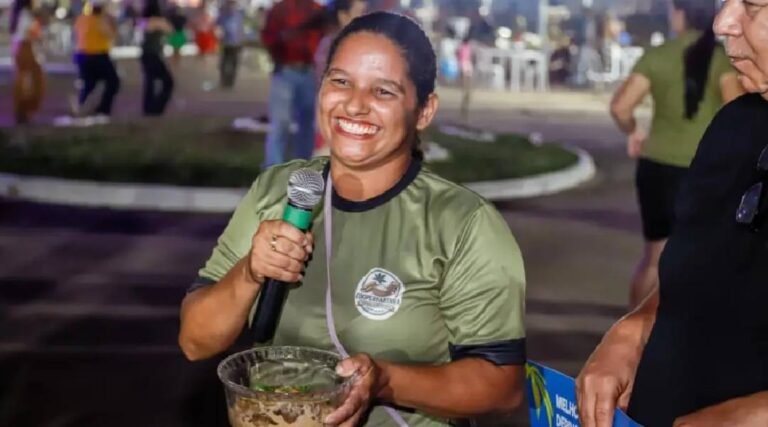 Macarrão de macaxeira vence concurso culinário no Festival da Farinha em Cruzeiro do Sul
