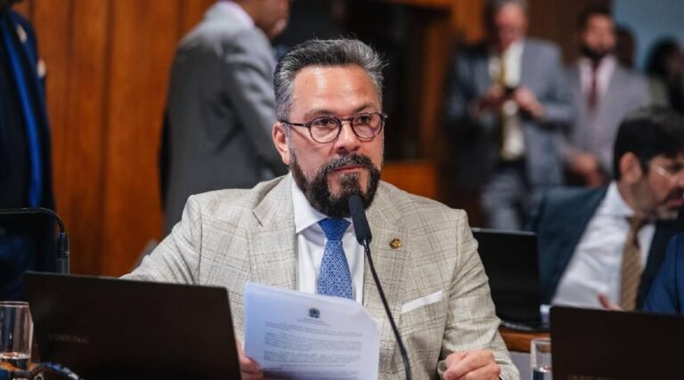 Senador Alan Rick propõe ampliar desoneração para impulsionar conectividade no campo