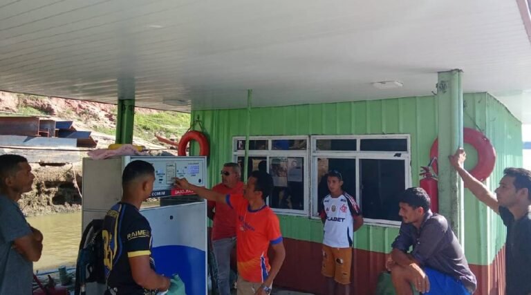 Seca compromete abastecimento de gasolina em Marechal Thaumaturgo e já causa filas nos pontos de venda