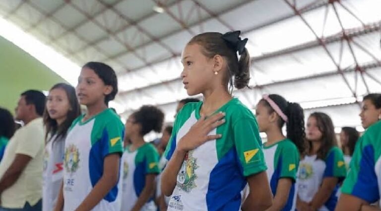 Acre se destaca no país e investe mais de 1 bilhão em educação no 1º semestre de 2025