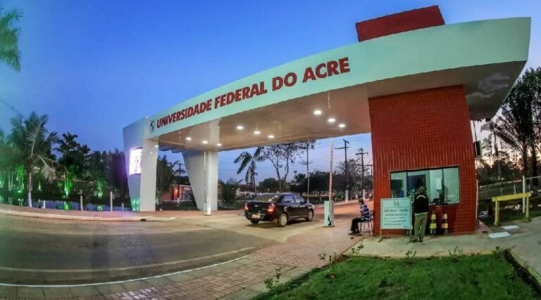 Inscrições para concurso da Ufac terminam nesta segunda-feira; salários chegam a R$ 14,4 mil