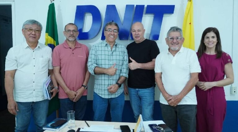 Zé Adriano acompanha andamento das obras na BR-364 com o DNIT no Acre