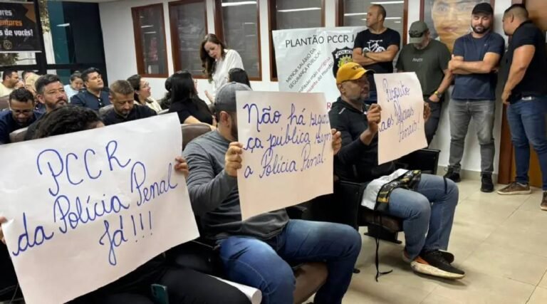 Policiais penais protestam na Aleac por valorização e regulamentação da categoria