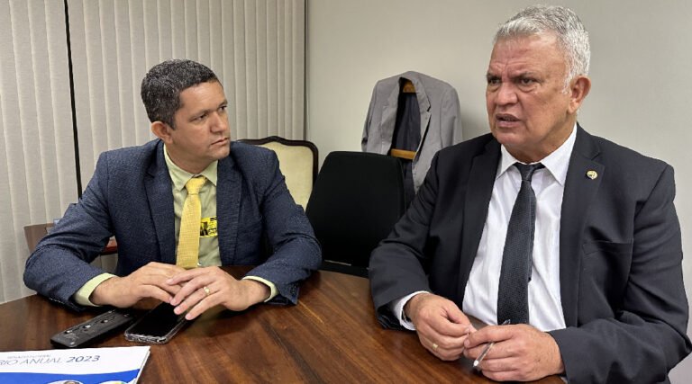 Petecão anuncia pagamento de quase R$ 3 milhões para conclusão da orla em Rodrigues Alves