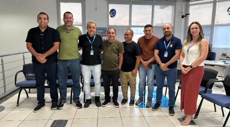 Vereadores visitam agência da Caixa e discutem soluções para fechamento das lotéricas em Cruzeiro do Sul