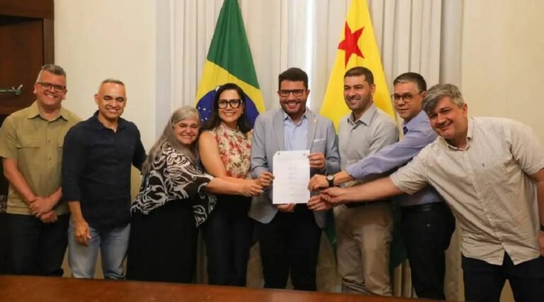 Sebrae firma parceria com governo e Aleac para apoiar desenvolvimento dos municípios do Acre