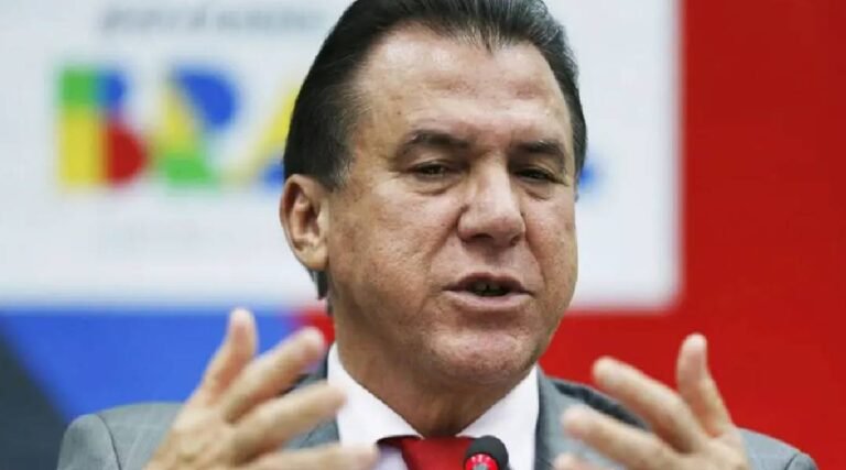 Ministro do Trabalho anuncia R$ 1 mi para estruturar rede Sine e criar Casa do Trabalhador no AC