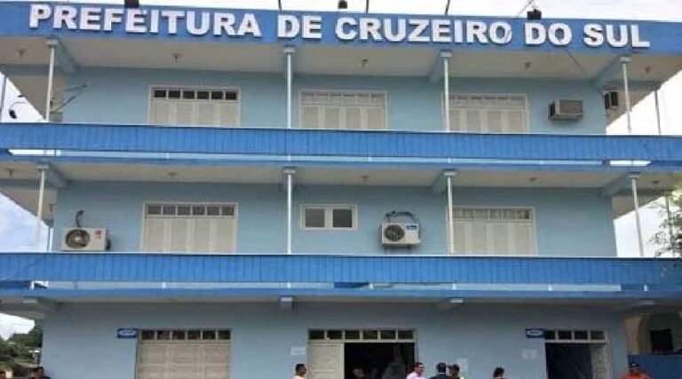 Prefeitura convoca aprovados em concurso para cadastro de reserva em educação e esportes