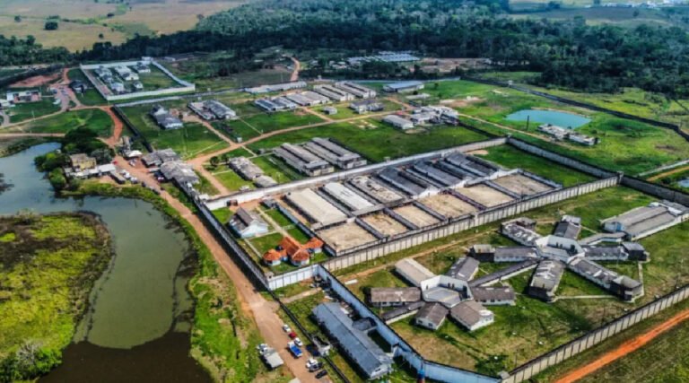 Nos últimos 3 anos, 88 presos fugiram de presídios do Acre e policiais penais são investigados