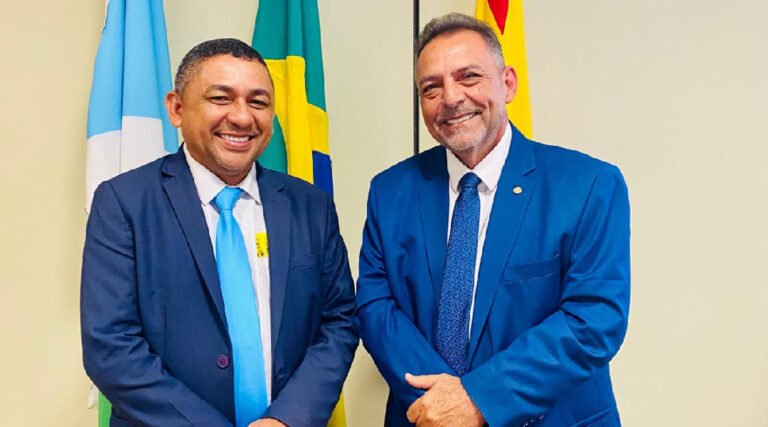 Barbary celebra liberação de mais R$ 2,5 milhões para pavimentação urbana e equipamentos em Porto Walter