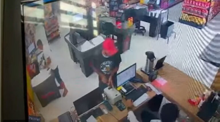 Assalto violento em supermercado assusta moradores do bairro Aeroporto Velho, em Cruzeiro do Sul