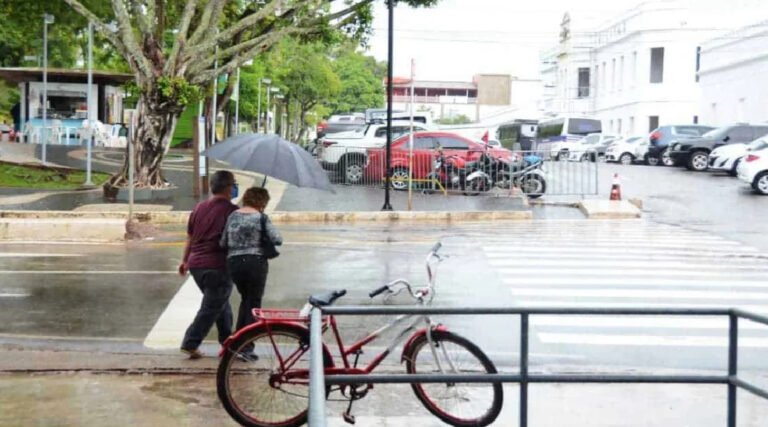 Frente fria fraca chega ao Acre com alerta para temporais nesta terça-feira