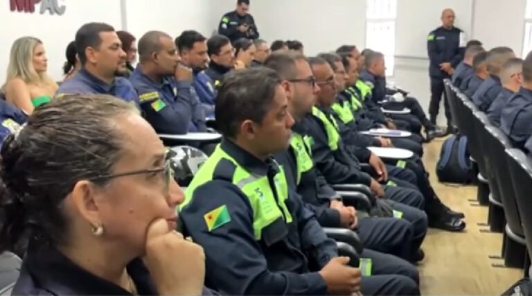 Cruzeiro do Sul recebe pela primeira vez curso de capacitação em trânsito para agentes e policiais