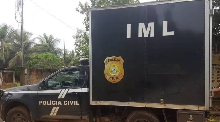 Mulher morre atingida por árvore em Cruzeiro do Sul