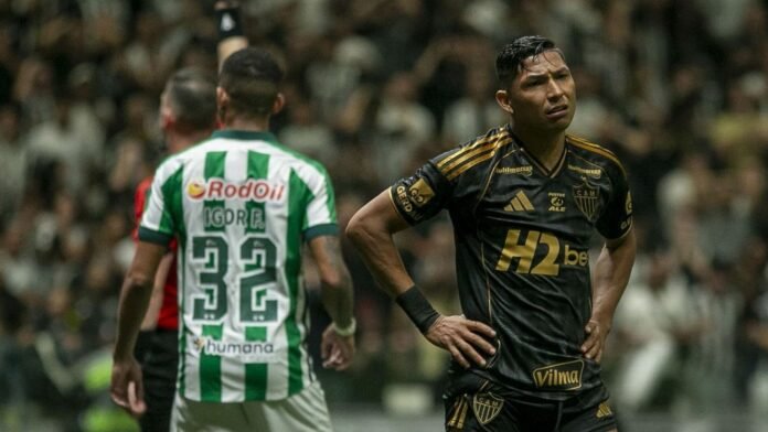 rony-para-na-trave,-e-atletico-mg-so-empata-com-juventude-em-casa-pelo-brasileirao