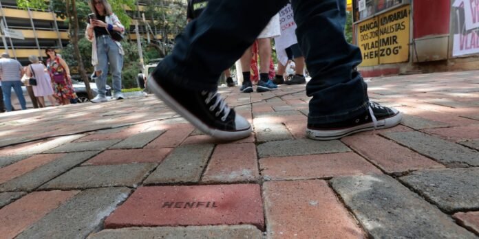 calcadao-em-sp-homenageia-personalidades-que-lutaram-pela-democracia calcadao-em-sp-homenageia-personalidades-que-lutaram-pela-democracia
