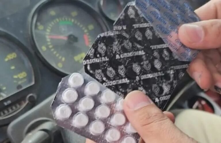 Caminhoneiro é preso com anfetaminas, cocaína e ‘rebite’ em Cruzeiro do Sul