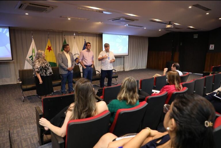 Sebrae promove Oficina de Desenvolvimento Econômico Local para lideranças e gestores municipais